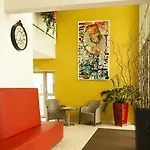 Residhome Centre Lägenhetshotell Reims
