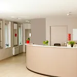 Residhome Centre Lägenhetshotell Reims
