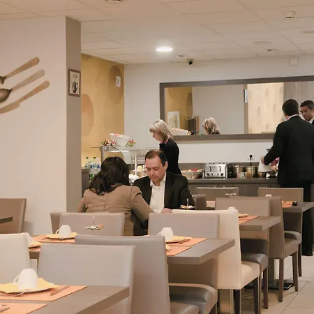 里塞德宏兰斯中心公寓 公寓式酒店 兰斯