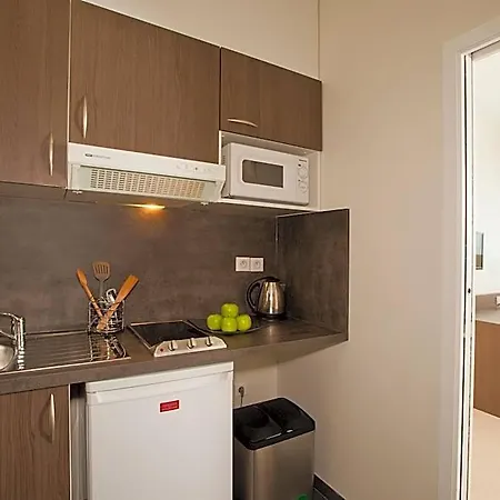 Aparthotel Residhome Centre