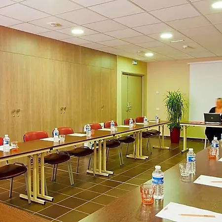 Residhome Centre Aparthotel 3*