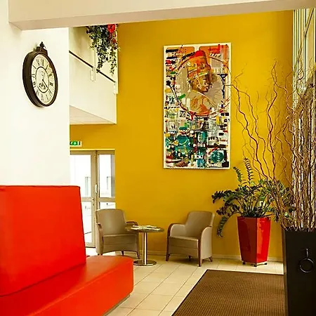 Residhome Centre Aparthotel Reims