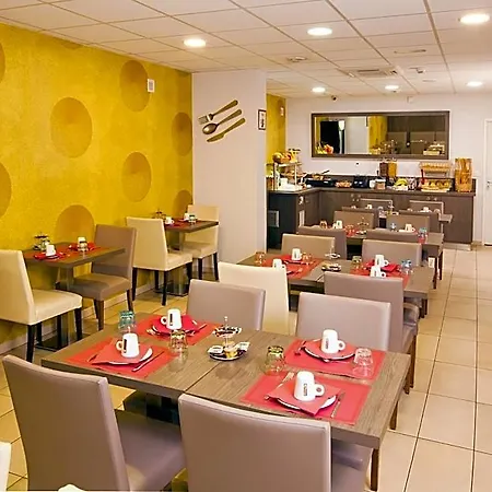 Residhome Centre Aparthotel Reims