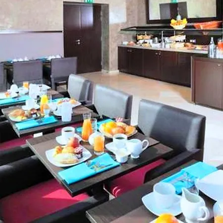 里塞德宏兰斯中心公寓