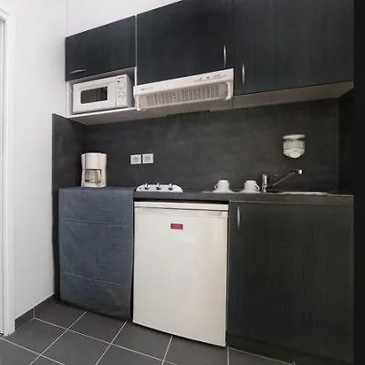 里塞德宏兰斯中心公寓