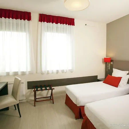 Apart-hotel Residhome Centre 3*
