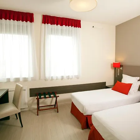 Aparthotel Residhome Centre 3*
