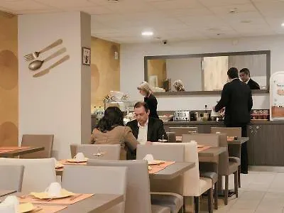 里塞德宏兰斯中心公寓 公寓式酒店